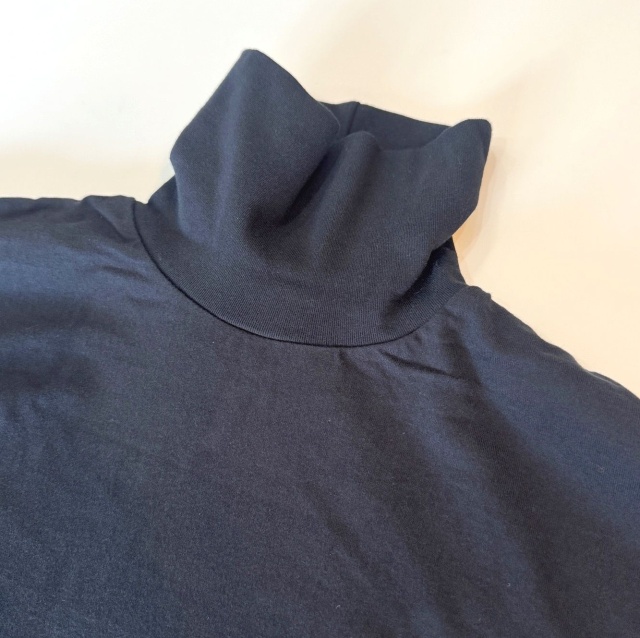 prit 40/2天竺 タートルネック ビッグ プルオーバー（クロ）